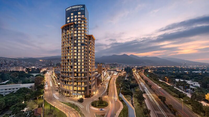 Hyatt Regency Izmir Istinye Park 1