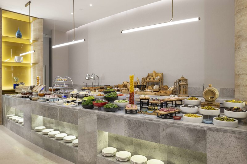 Hyatt Regency Izmir Istinye Park 14