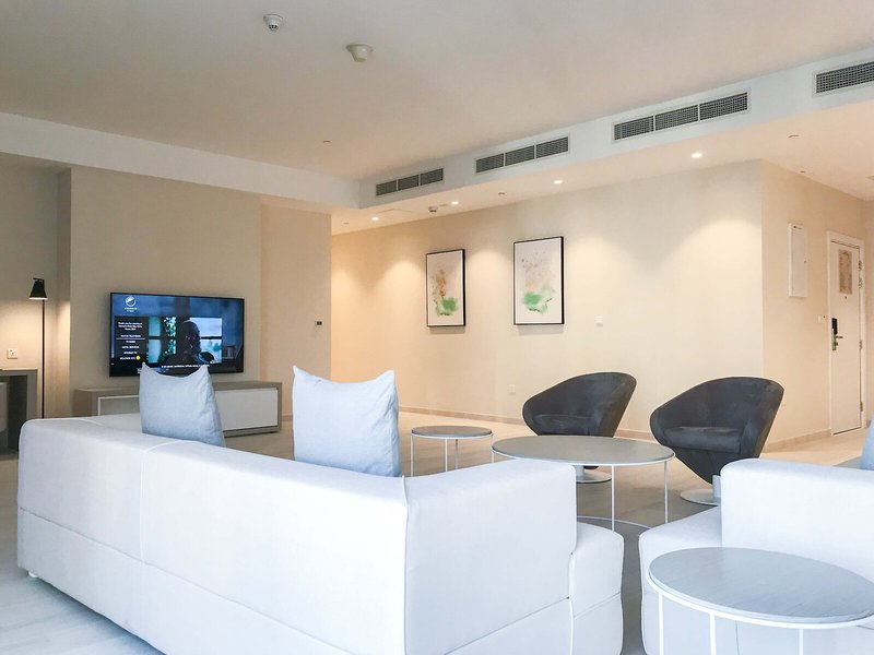 Element West Bay Doha 12