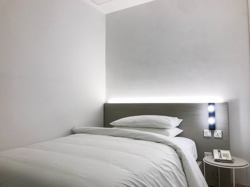 Element West Bay Doha 26