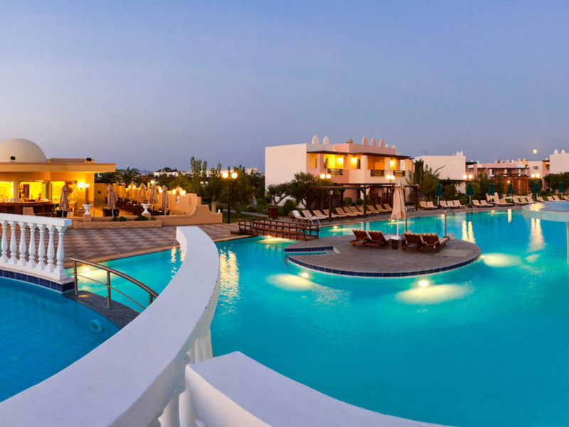 Gaia Palace Hotel 11