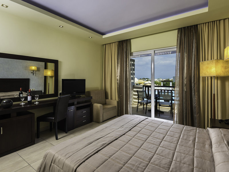 Gaia Palace Hotel 37