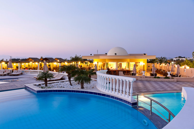 Gaia Palace Hotel 8