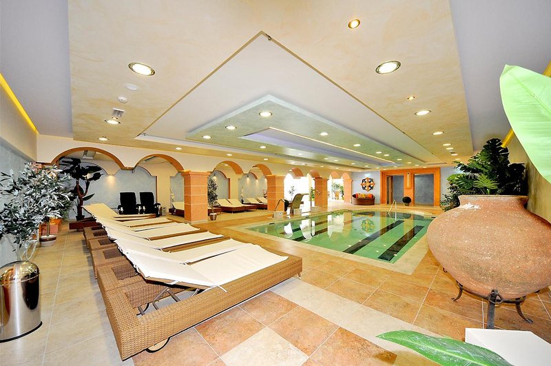 Gaia Palace Hotel 35