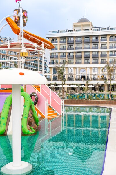Serenity Queen Hotel 32