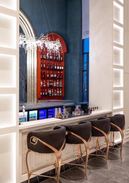Serenity Queen Hotel 39 - Bar