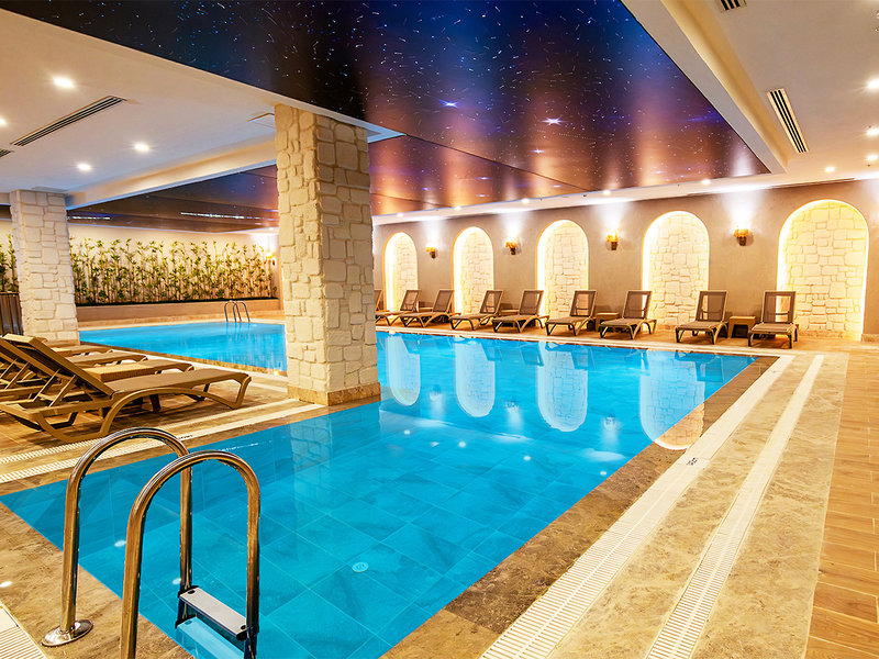 Serenity Queen Hotel 13