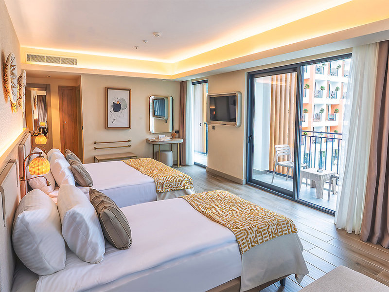Serenity Queen Hotel 14