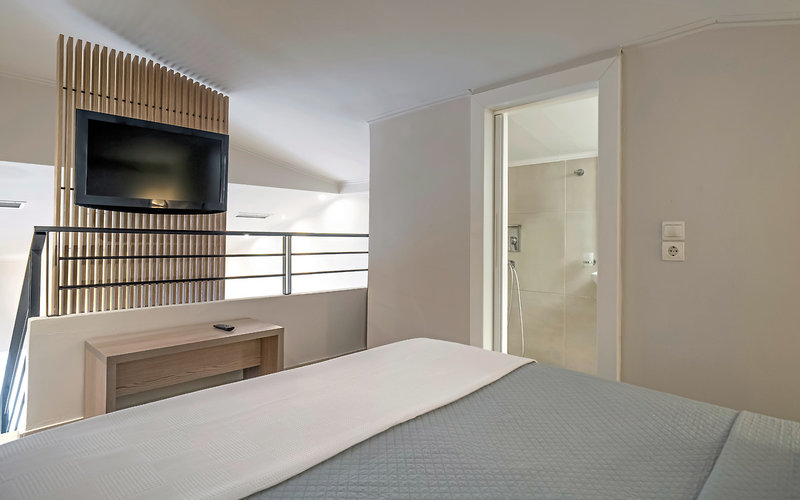 Kassandra Bay Resort, Suites & Spa 11