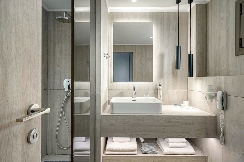 Kassandra Bay Resort, Suites & Spa 14