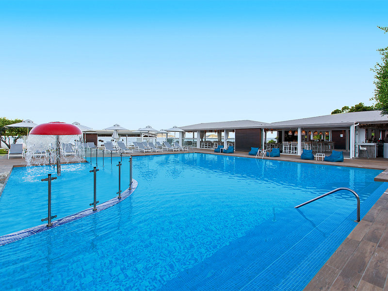 Kassandra Bay Resort & Spa 5