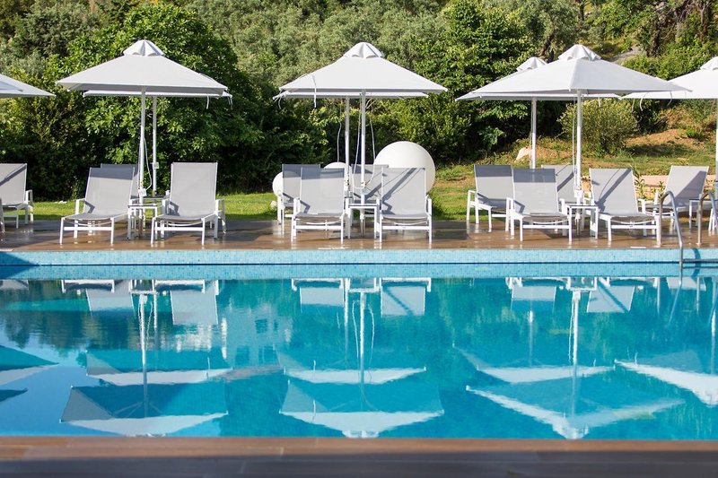 Kassandra Bay Resort, Suites & Spa 5