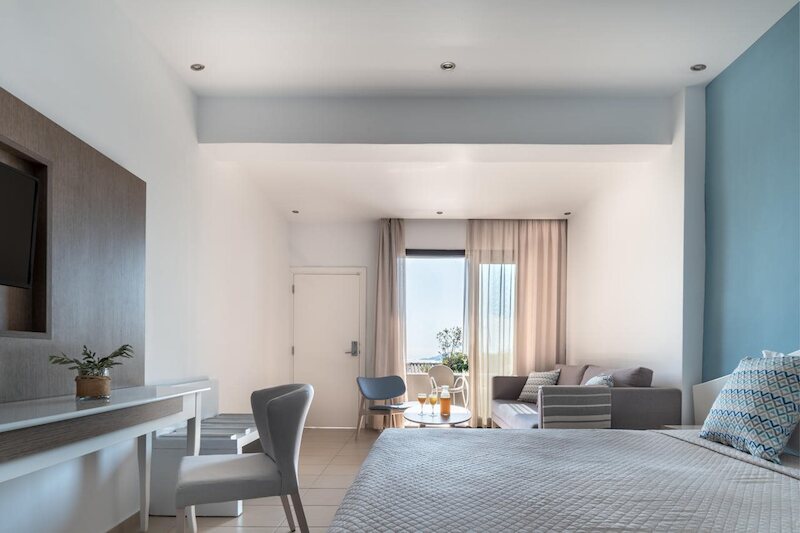 Kassandra Bay Resort, Suites & Spa 17