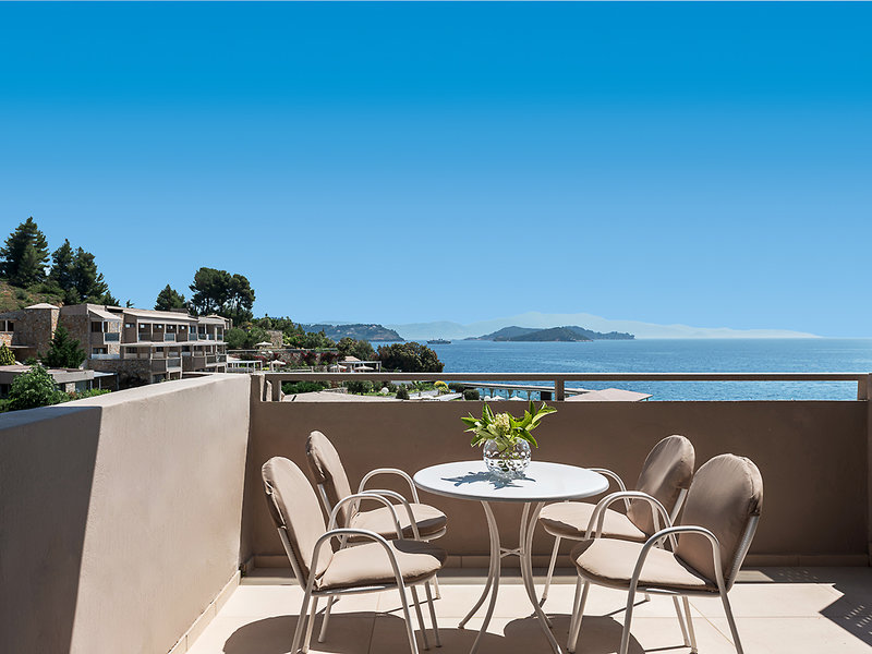 Kassandra Bay Resort, Suites & Spa 16