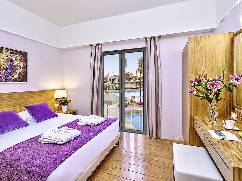 Porto Platanias Village Resort 2