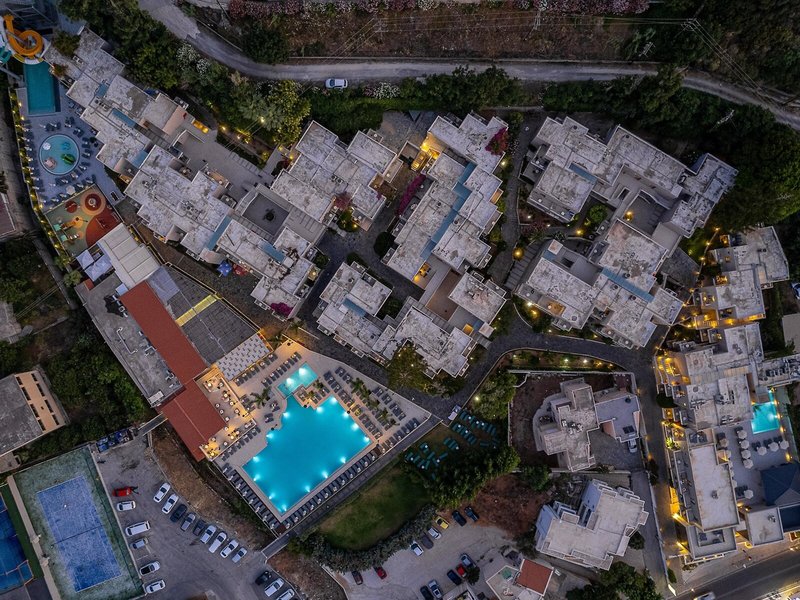 Porto Platanias Village Resort 3