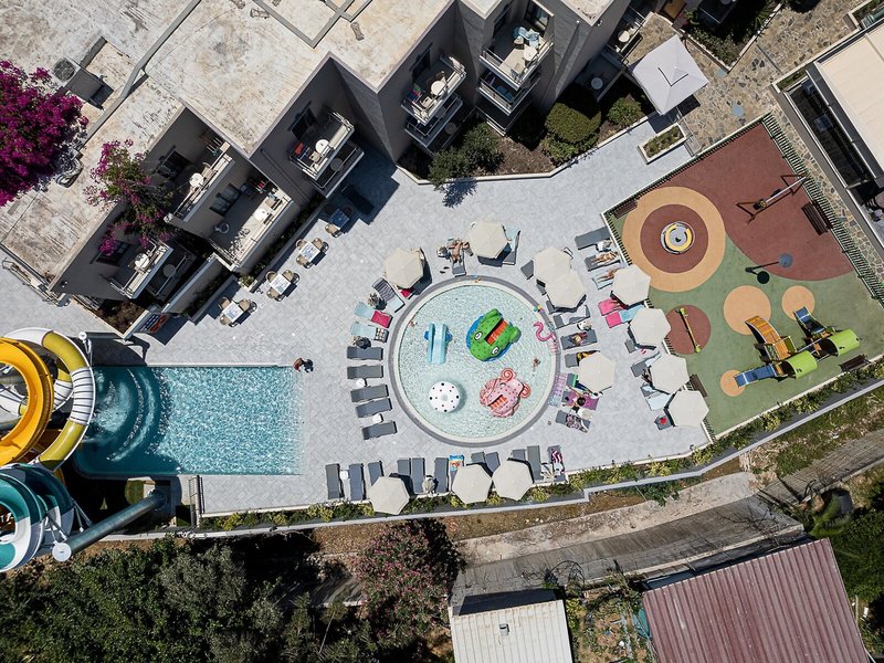 Porto Platanias Village Resort 11