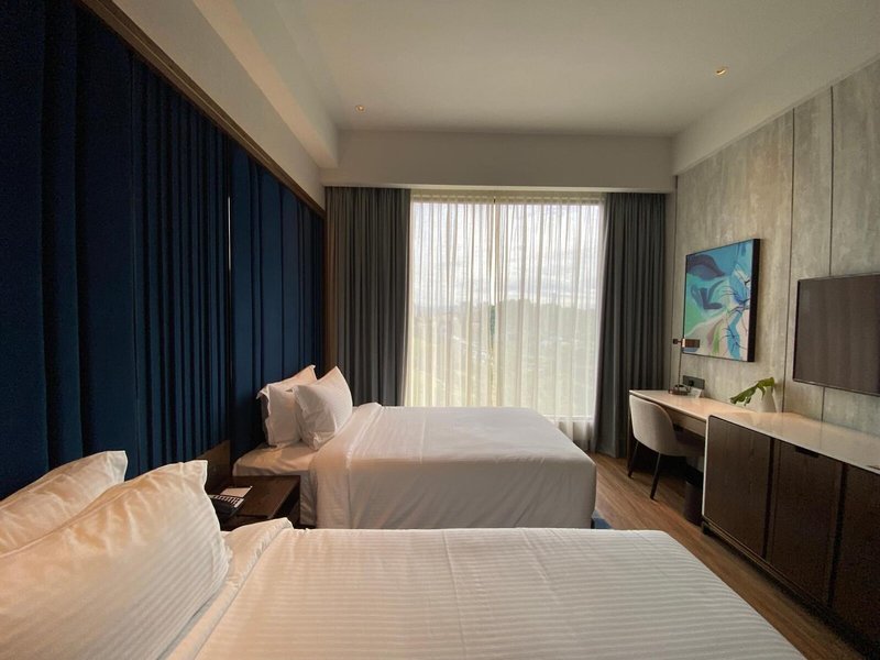 M Resort & Hotel 10