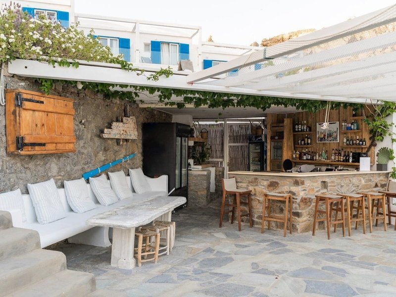 Rhenia Mykonos 19