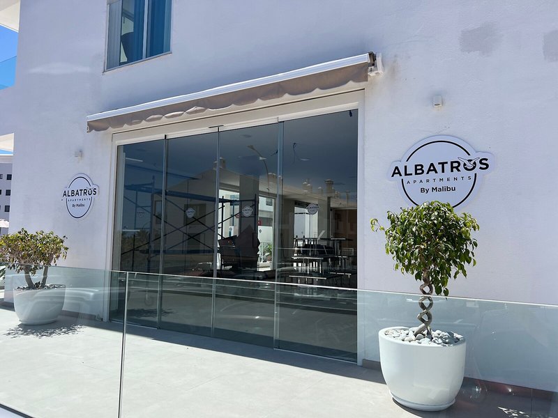 Albatros 4 - Exterior