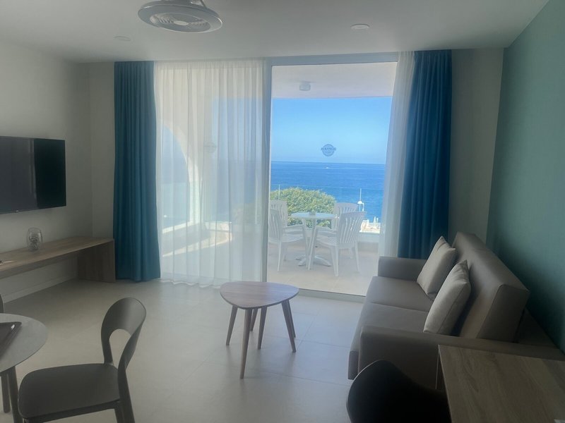 Albatros 30 - Room Example