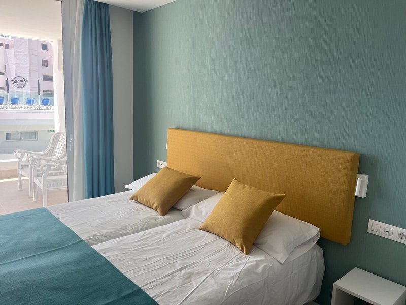 Albatros 33 - Room Example