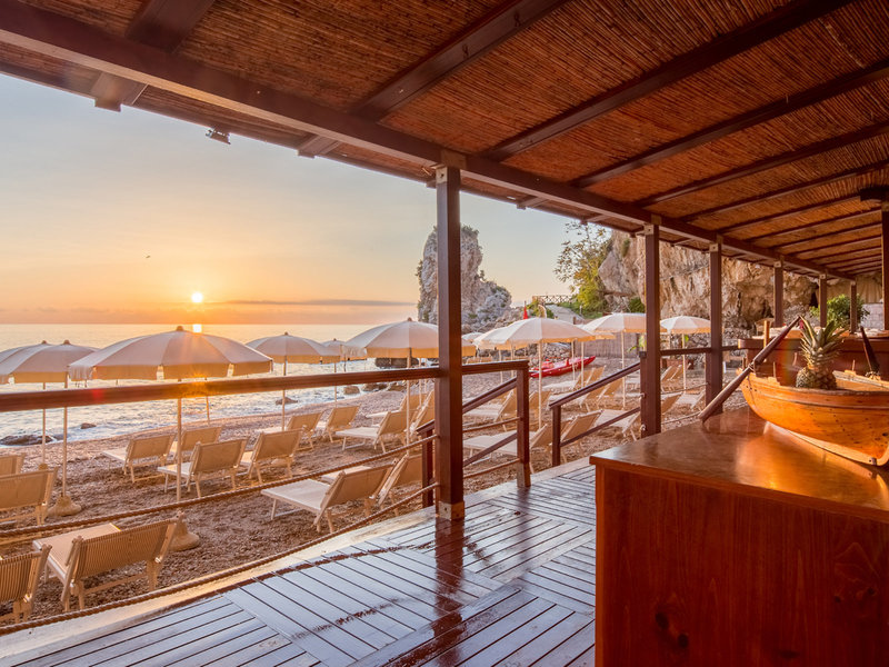 Unahotels Capotaormina 24