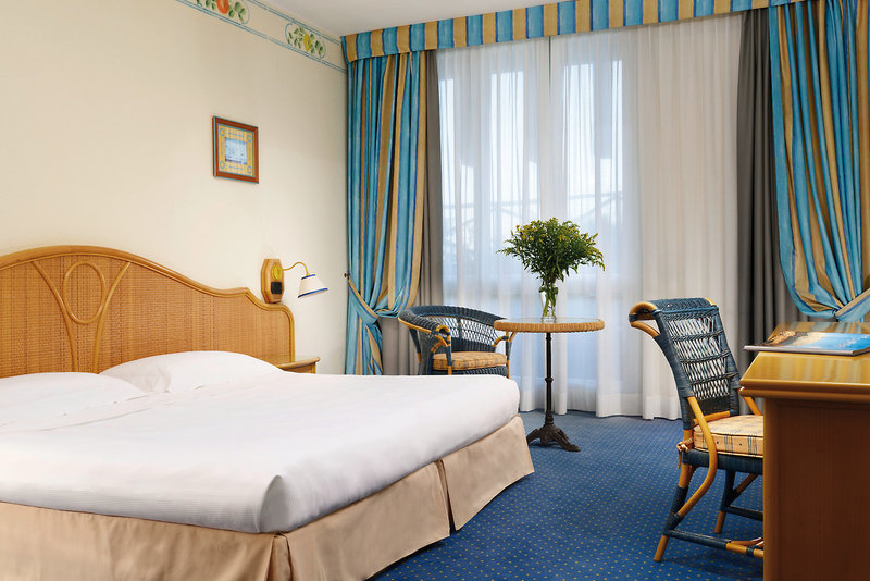 Unahotels Capotaormina 19