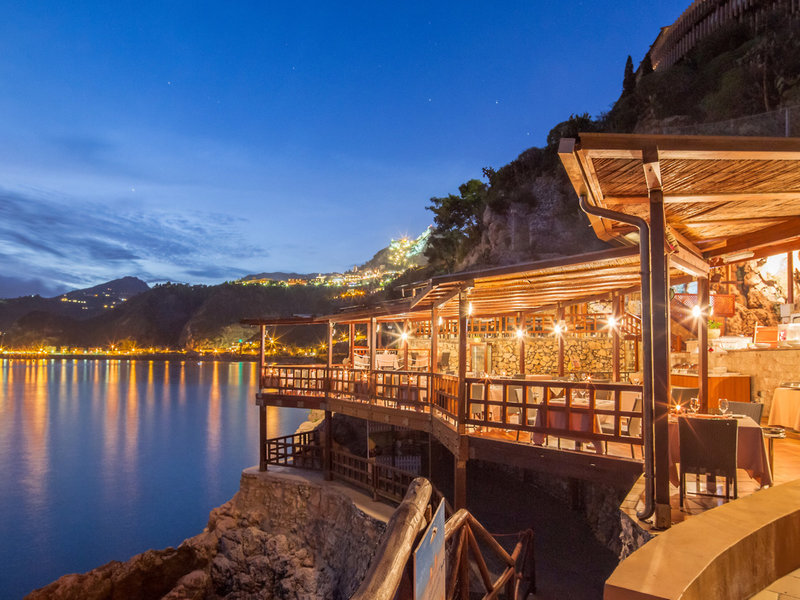 UNAHOTELS Capotaormina 23 - Restaurant