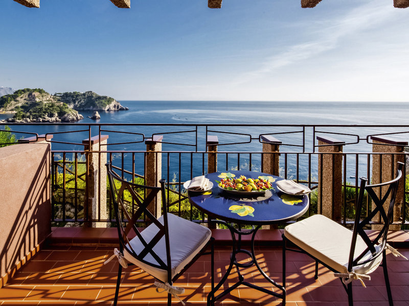 UNAHOTELS Capotaormina 31 - Room Example