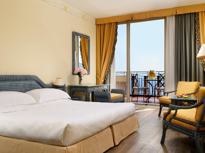 UNAHOTELS Capotaormina 34 - Room Example
