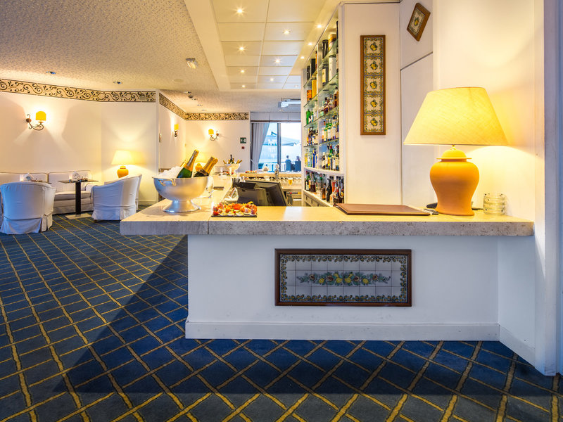 UNAHOTELS Capotaormina 39 - Bar