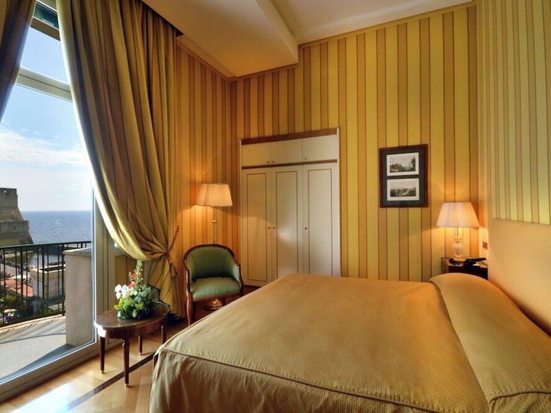 Grand Hotel Vesuvio 16