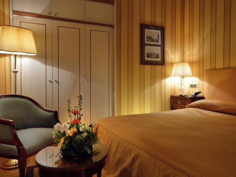 Grand Hotel Vesuvio 24