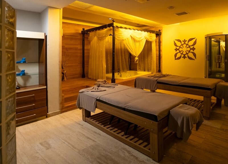 Royal Atlantis Spa & Resort 12