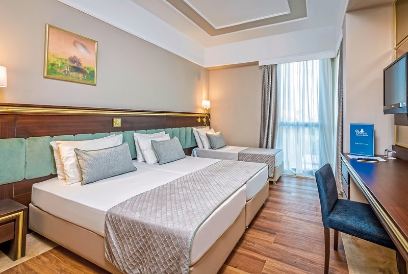 Royal Atlantis Spa & Resort 9