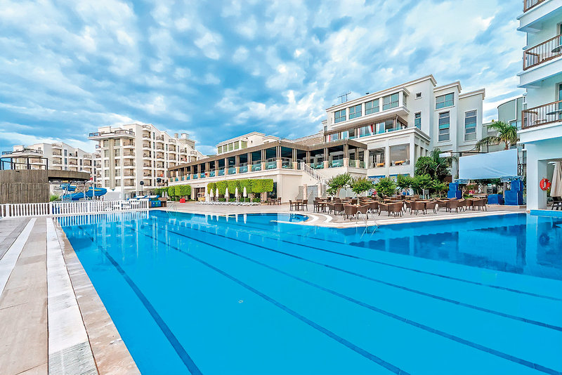 Royal Atlantis Spa & Resort 12
