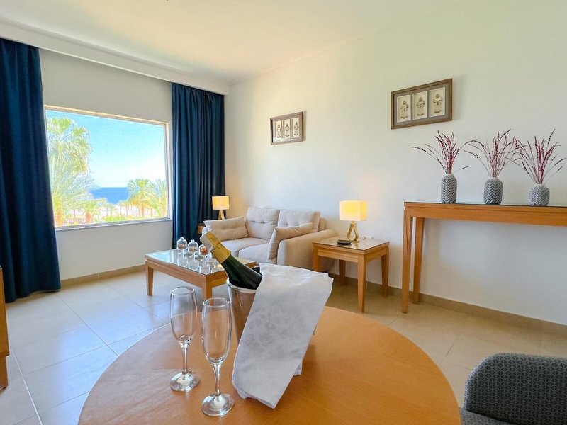 Club Reef Resort 28