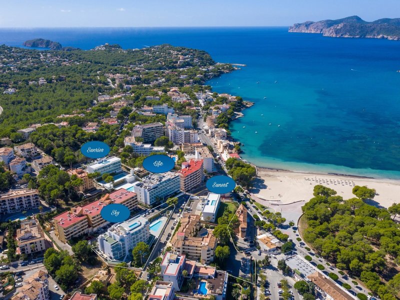 Reverence Life Hotel 4