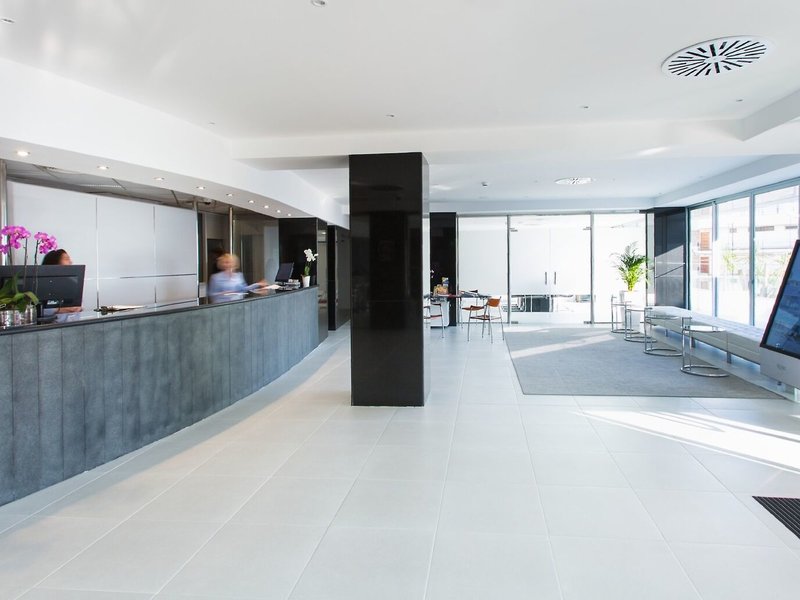 Reverence Life Hotel 12