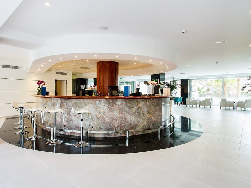 Reverence Life Hotel 17