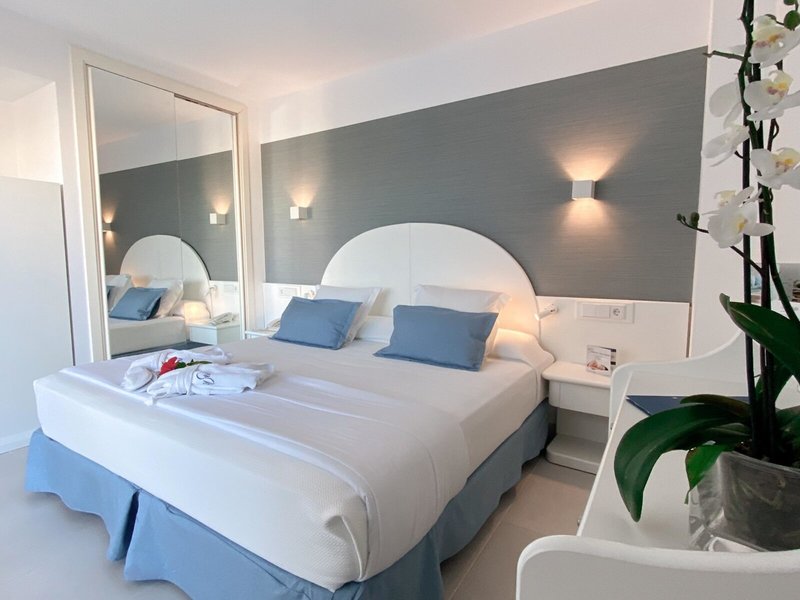 Reverence Life Hotel 27