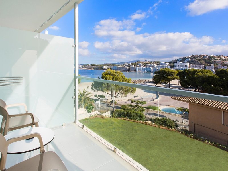 Reverence Life Hotel 31