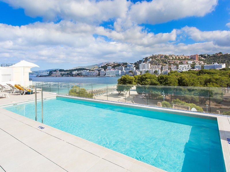 Reverence Life Hotel 33