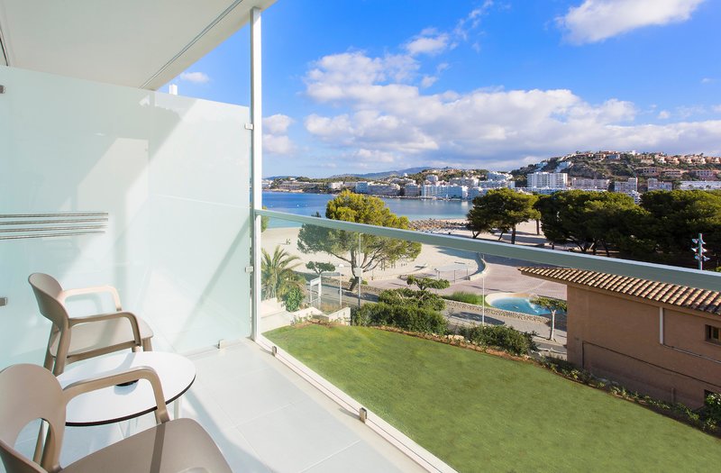 Reverence Life Hotel 90