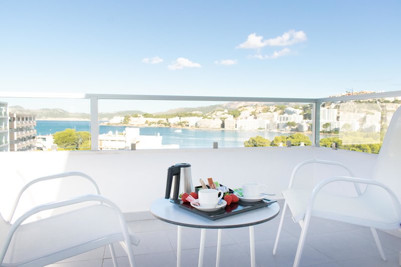 Reverence Life Hotel 95