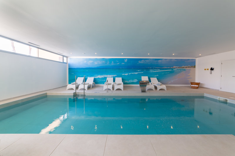 Reverence Life Hotel 16