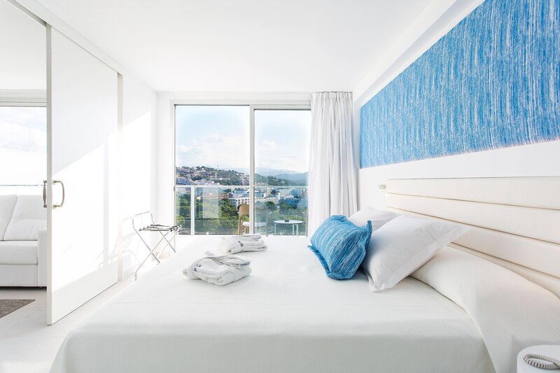 Reverence Life Hotel 90