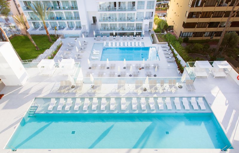 Reverence Life Hotel 21