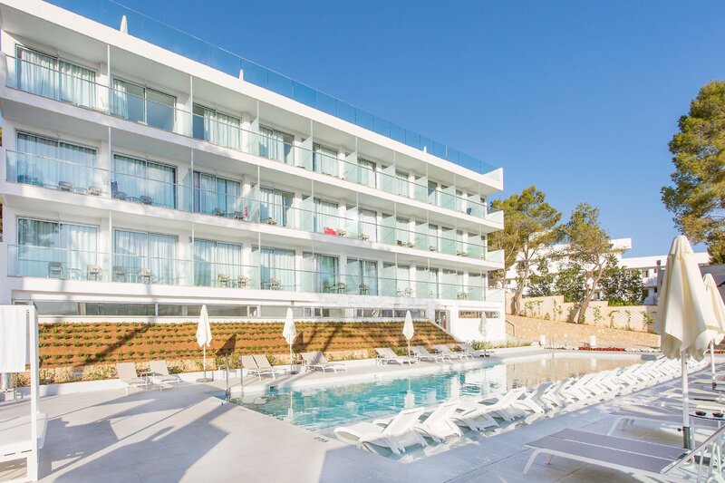 Reverence Life Hotel 48